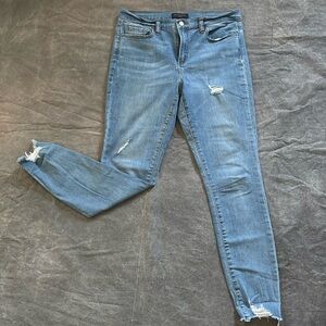 Banana Republic Skinny Fit Jeans Size 30/10 w/ factory distressing